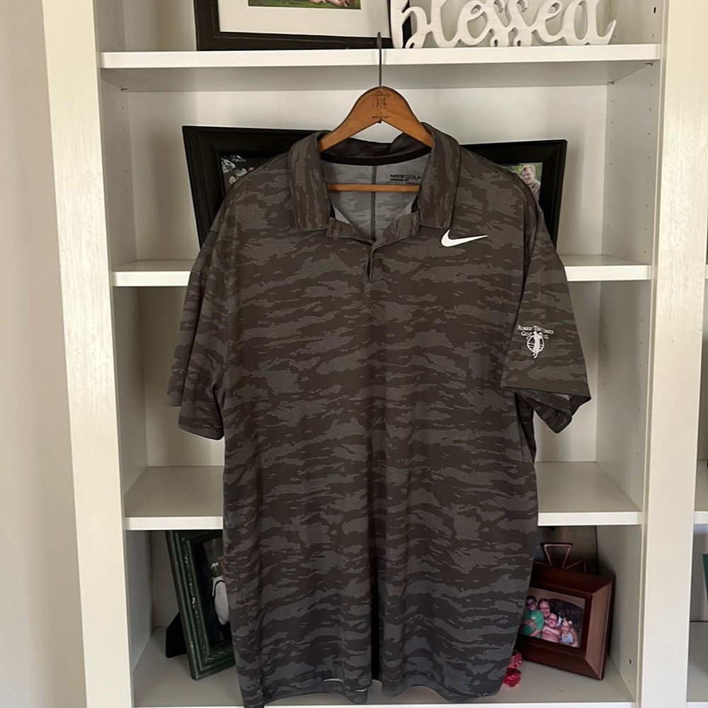 Nike Golf standard fit polo. Grey camp